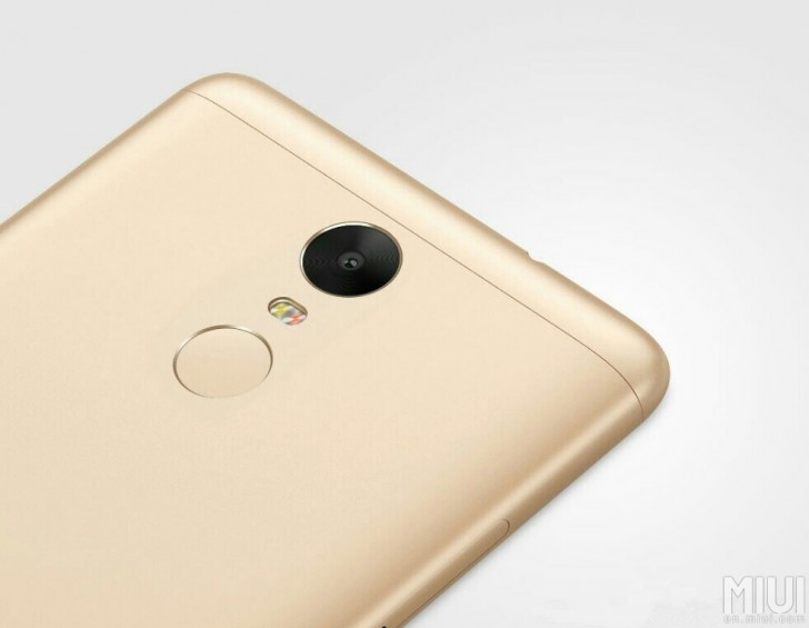 Xiaomi Redmi Note 2 Pro dorado cámara
