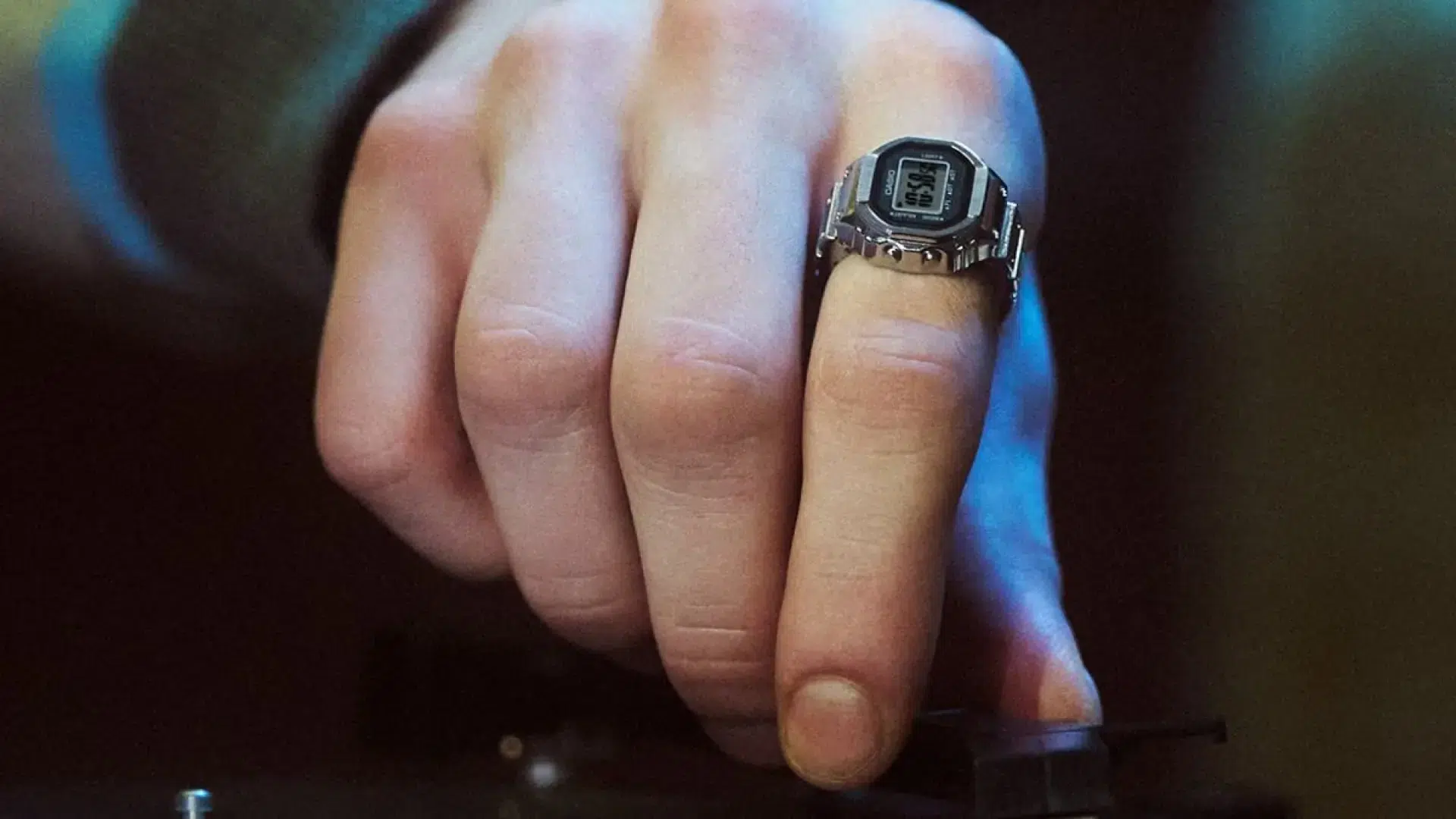 el-revolucionario-anillo-reloj-de-casio:-tecnologia-en-la-punta-de-los-dedos