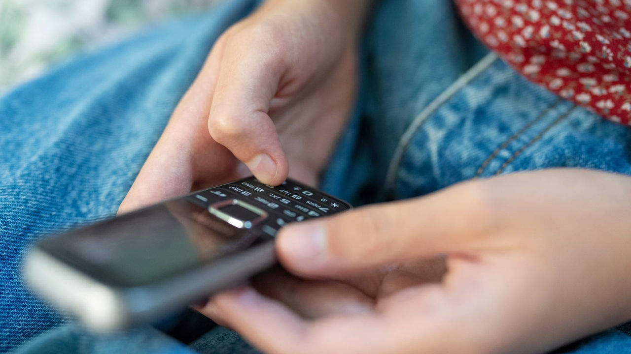 ¿que-es-un-dumbphone-y-por-que-esta-de-vuelta?