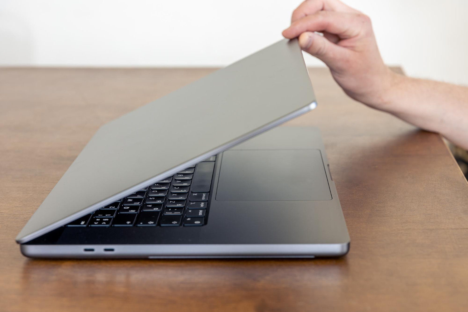 ¿que-sucede-al-pulsar-el-boton-de-encendido-o-cerrar-la-tapa-en-tu-portatil-windows?